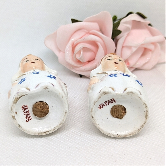 Vintage Salt & Pepper Shakers Dutch Girls Ceramic Porcelain Japan Cork Stoppers - Picture 10 of 11